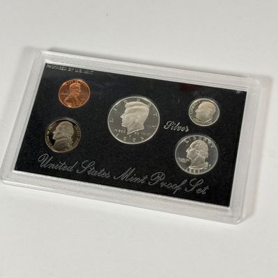 LOT 44: United States Mint Silver Proof Set 1995