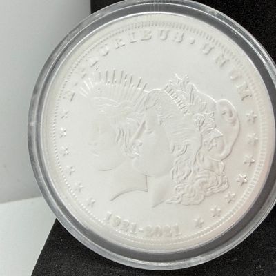 LOT 109: 2021 Cook Islands Morgan / Peace Dollar 100 Year Anniversary 1/2 Ounce .999 Fine Silver Commemorative Coin