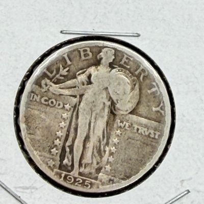 LOT 119:Five Standing Liberty 90% Silver US Quarters