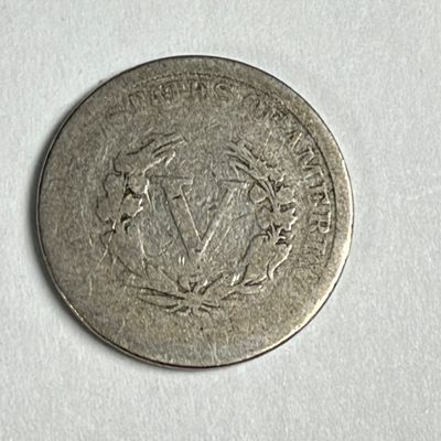 LOT 58: Mixed Lot of Vintage / Antique U.S. Coins - Mostly Silver