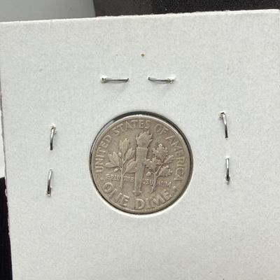 LOT 80: Collection of 90% Silver US Roosevelt Dimes - 7 Coins