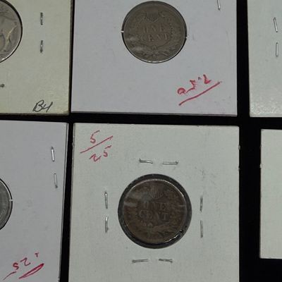 LOT 71: Mixed Lot of US Coins - Pennies and Nickels