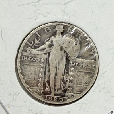 LOT 119:Five Standing Liberty 90% Silver US Quarters