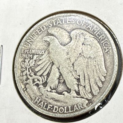 LOT 65: Collection of Walking Liberty Half Dollars - 90% Silver - Six U.S. Coins