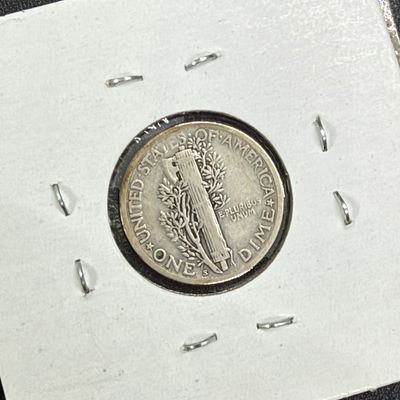 LOT 123: Collection of Mercury Dimes - 90% Silver - 12 U.S. Coins