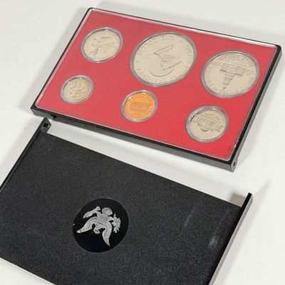 LOT 57: Various United States Mint Proof Coins - 1970s / 80s