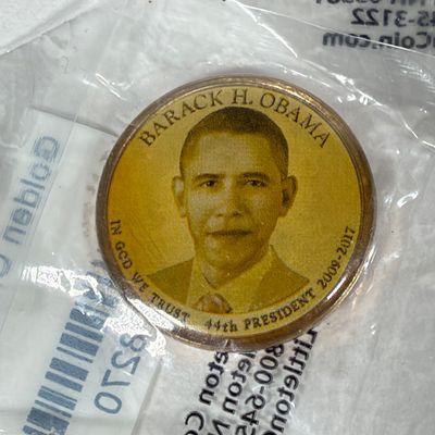 LOT 47: Littleton Colorized Presidential Dollars, Trump, Obama, Bush, Clinton