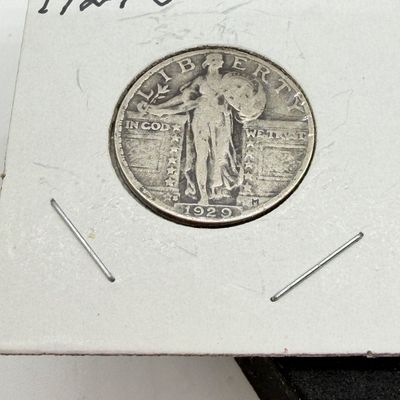 LOT 119:Five Standing Liberty 90% Silver US Quarters