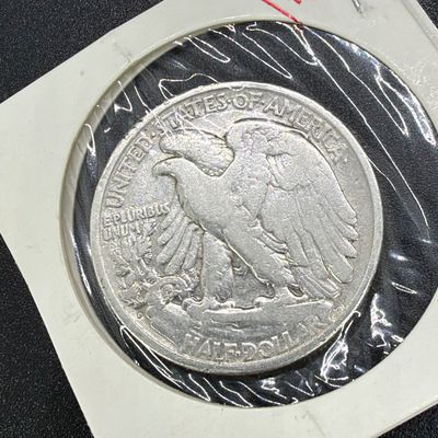 LOT 59: Collection of Walking Liberty Half Dollars - 90% Silver - Six U.S. Coins