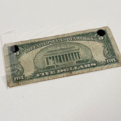 LOT 17: Collection of Vintage $5 Bills