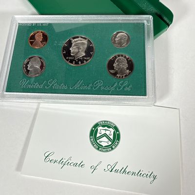 LOT 55: United States Mint Proof Sets - 1990s