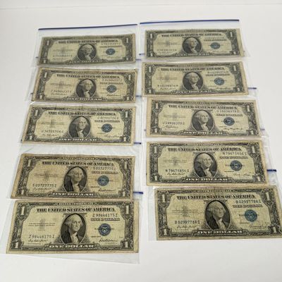 LOT 20: One Dollar U.S. Silver Certificate Bills (10) 1935
