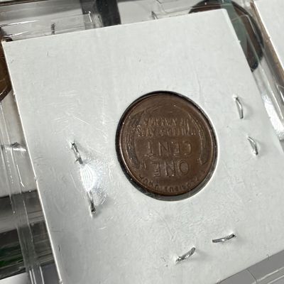 LOT 6: Big Collection of Lincoln Head Wheat Pennies