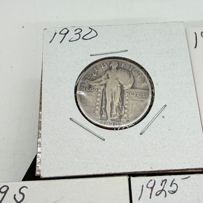 LOT 119:Five Standing Liberty 90% Silver US Quarters