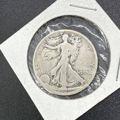 LOT 59: Collection of Walking Liberty Half Dollars - 90% Silver - Six U.S. Coins