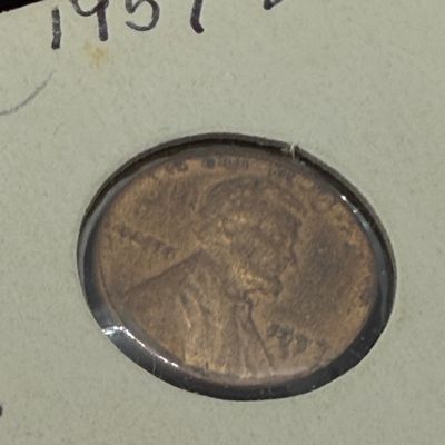 LOT 71: Mixed Lot of US Coins - Pennies and Nickels