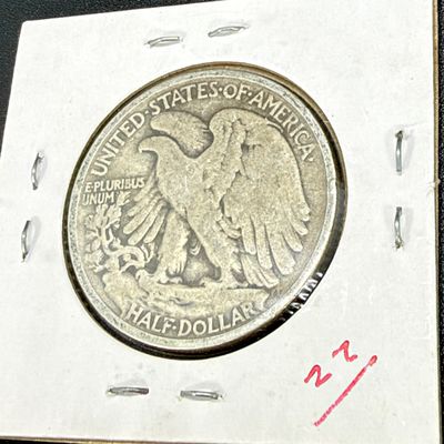 LOT 67: Collection of Walking Liberty Half Dollars - 90% Silver - Six U.S. Coins