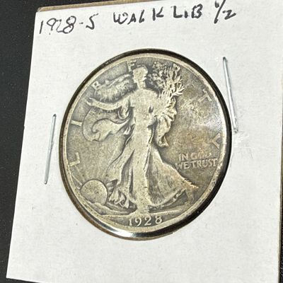 LOT 66: Collection of Walking Liberty Half Dollars - 90% Silver - Six U.S. Coins