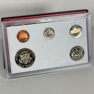 LOT 57: Various United States Mint Proof Coins - 1970s / 80s