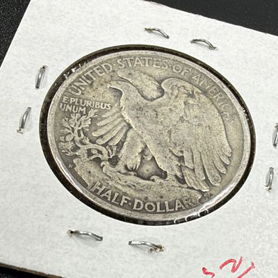 LOT 68: Collection of Walking Liberty Half Dollars - 90% Silver - Six U.S. Coins