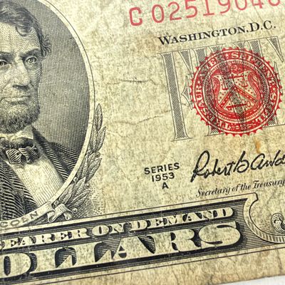 LOT 17: Collection of Vintage $5 Bills