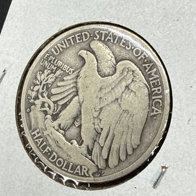 LOT 66: Collection of Walking Liberty Half Dollars - 90% Silver - Six U.S. Coins