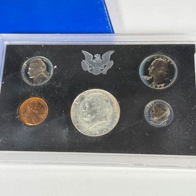 LOT 53: United States Mint Proof Sets - 1968-1971 - 40% Silver Half Dollars