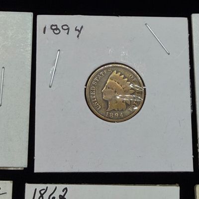 LOT 71: Mixed Lot of US Coins - Pennies and Nickels