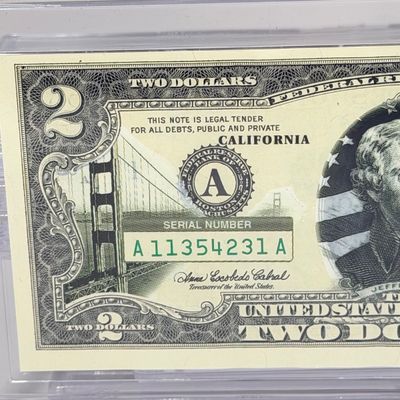LOT 35: Collection of Ten Vintage $2 Bills with Aftermarket Art Depicting U.S. States in Cases - Wyoming, Oregon, Arizona and More