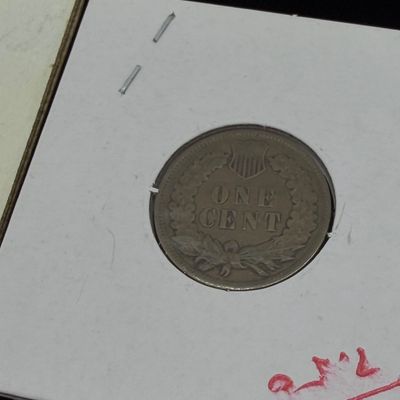 LOT 71: Mixed Lot of US Coins - Pennies and Nickels