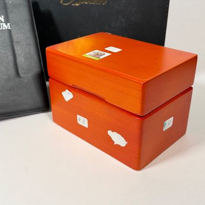 LOT 2: Coin Collectition Holding / Display Supplies - Slab Box, Binders, Books