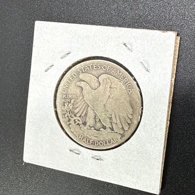LOT 59: Collection of Walking Liberty Half Dollars - 90% Silver - Six U.S. Coins