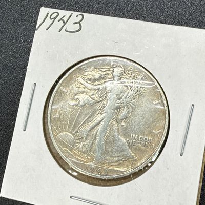LOT 64: Collection of Walking Liberty Half Dollars - 90% Silver - Six U.S. Coins