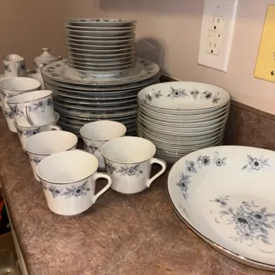 Sale Photo Thumbnail #112