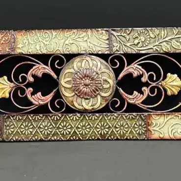 Decorative Metallic Wall Decor 