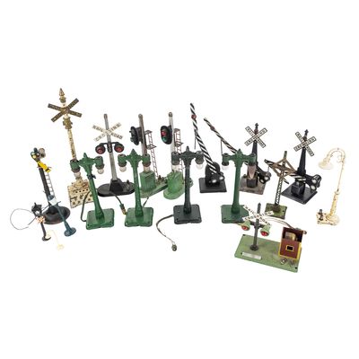 Sale Photo Thumbnail #62: Toy Railroad Crossing & Street Lamp Assortment