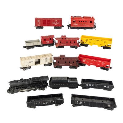 Sale Photo Thumbnail #79: Lionel Diesel Engine #520 & #2025 w Tender RR Cars