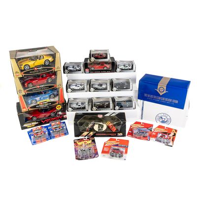 Sale Photo Thumbnail #125: (22) NIB Dodge Viper Die Cast Model Car Assortment