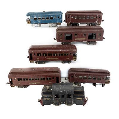 Sale Photo Thumbnail #61: Lionel NYC #38 Engine w #319 NYC & (2)Railway Mail