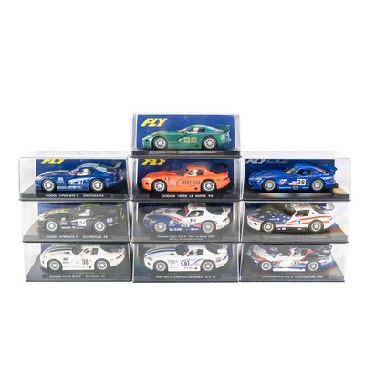 Sale Photo Thumbnail #13: (10) Dodge Viper FLY 1:32 Scale Model Slot Cars