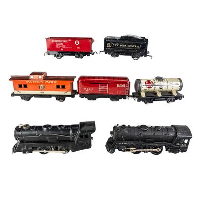 Sale Photo Thumbnail #73: MARX Streamline Locomotive & (5) Tin Litho RR Cars