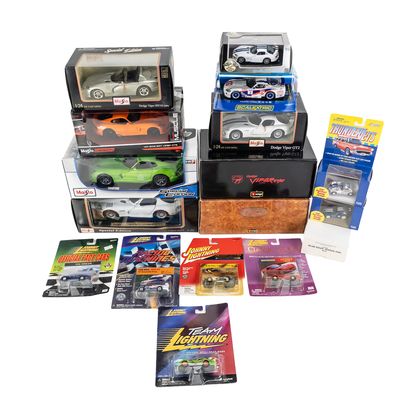 Sale Photo Thumbnail #26: Dodge Viper Burago Ertl Maisto Die Cast Model Cars