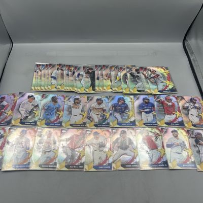 Sale Photo Thumbnail #34: 2025 Topps Stars of MLB Baseball Complete 60 Card Insert Set