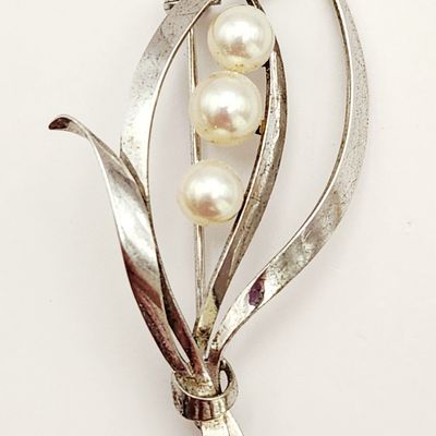 Sale Photo Thumbnail #216: Sterling Pearl-Set Floral Brooch