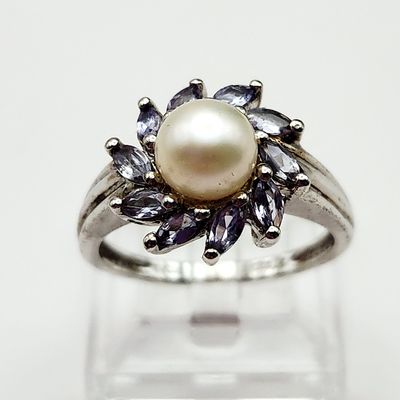 Sale Photo Thumbnail #237: Sterling Pearl & Tanzanite Ring 3.8 Grams
