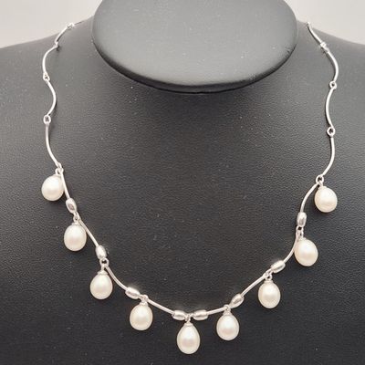 Sale Photo Thumbnail #259: Sterling Freshwater Pearl Necklace 11.9 Grams