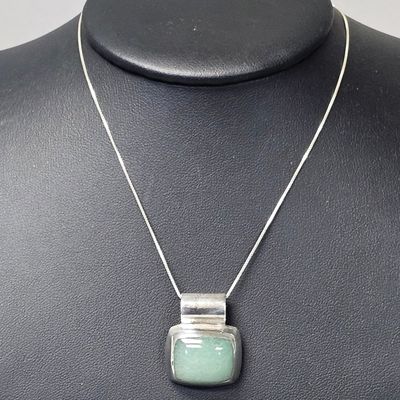 Sale Photo Thumbnail #458: Mexico Sterling & Green Gemstone Necklace 14.1 Grams