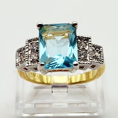 Sale Photo Thumbnail #239: 10K Two-Tone Blue Topaz Ring 3.9 Grams