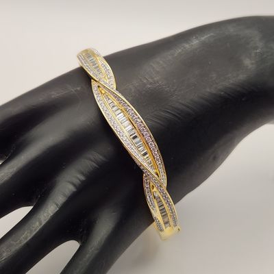 Sale Photo Thumbnail #355: Victoria Wieck Vermeil Bangle 27.9 Grams
