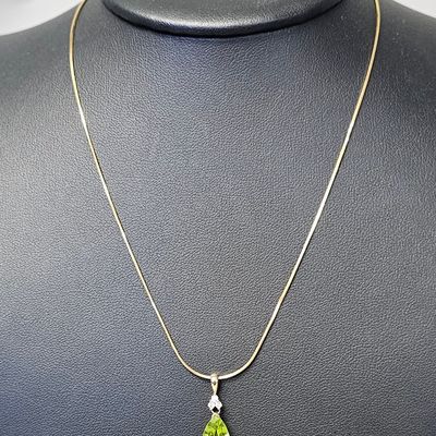 Sale Photo Thumbnail #181: 14K Peridot & Diamond Pendant Necklace 4.4 Grams